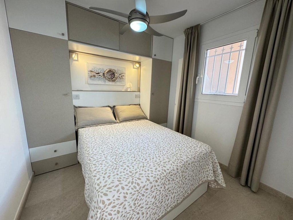 20a503a5-3cc0-4d93-85be-85860648ec6b.jpg